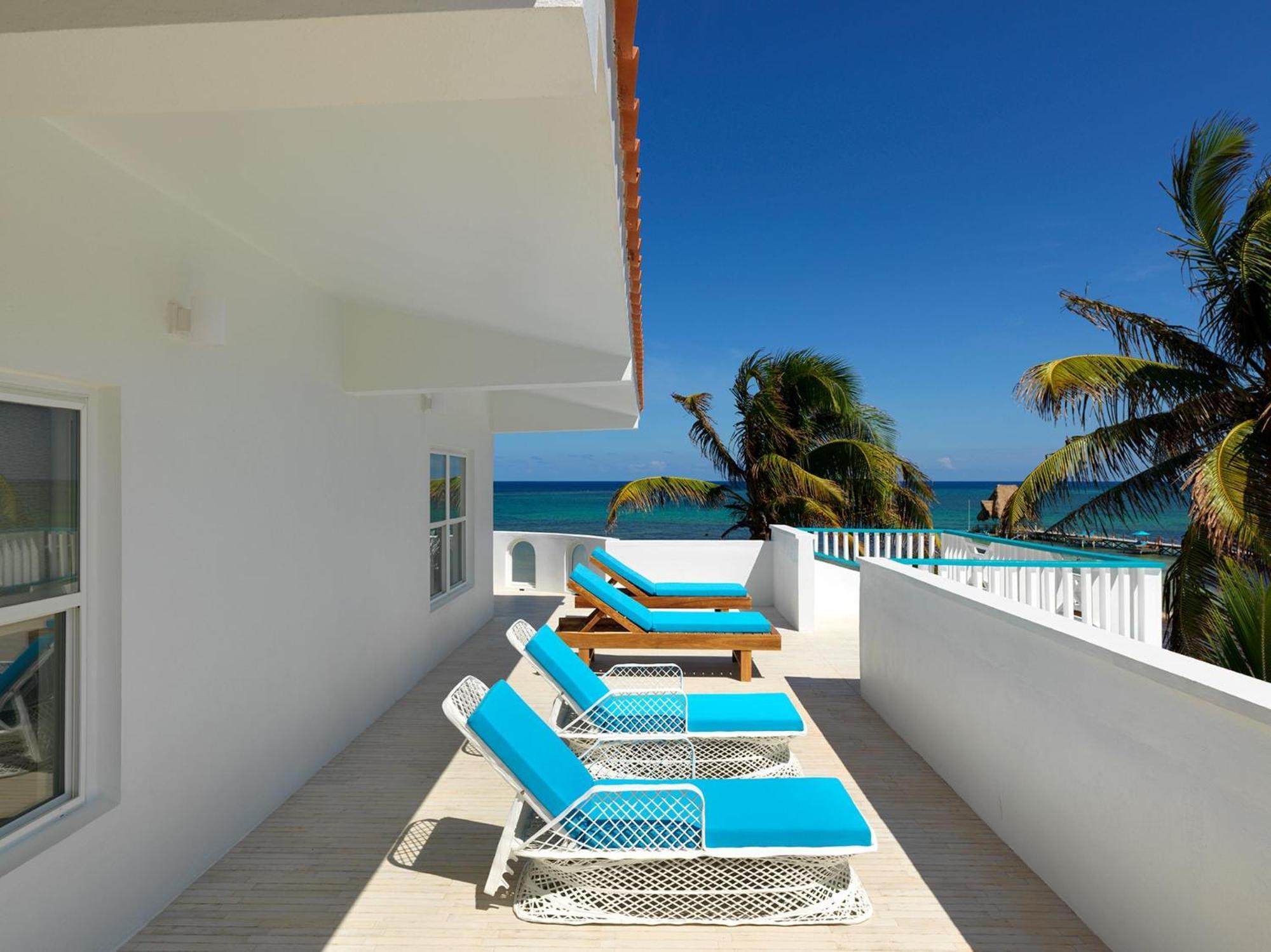 Margaritaville Beach Resort Ambergris Caye - Belize Сан-Педро Экстерьер фото